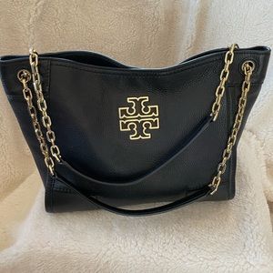 Gorgeous Tori Burch leather handbag!